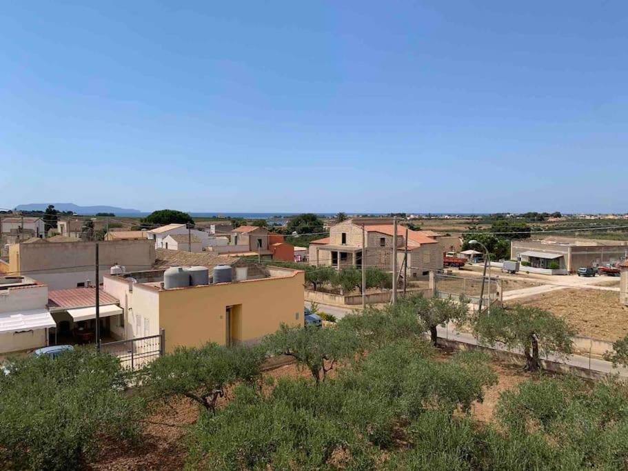 Casa Vacanza Torre Di Mezzo - Tramonto Marausa Extérieur photo
